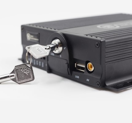 Комплект на четырёхдверный транспорт Best Electronics